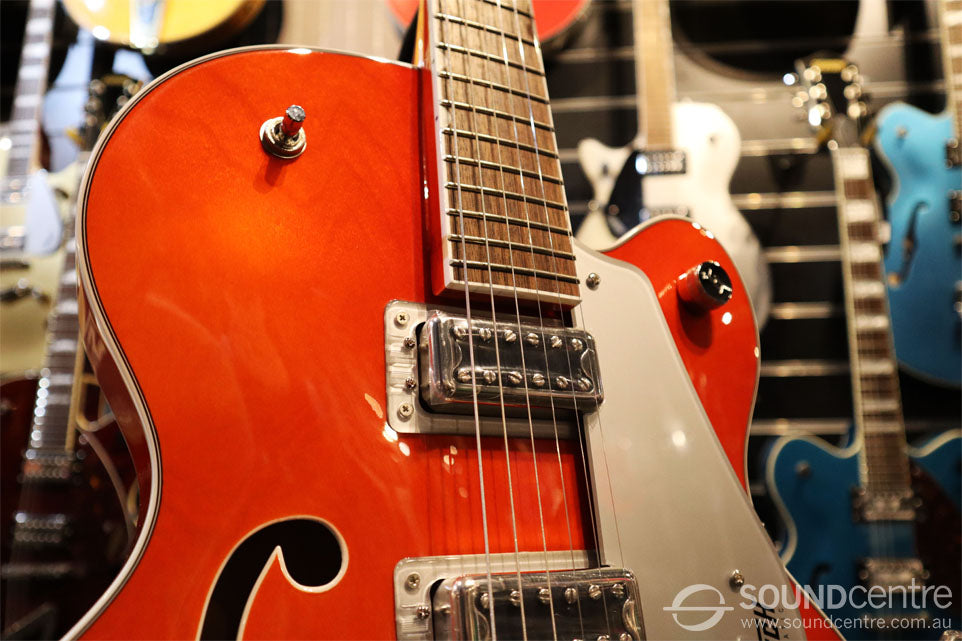 Electromatic　Bigsby　Stain　Hollow　Perth　Single-Cut　Classic　Orange　Body　G5420T　Centre　At　Sound　with　Gretsch　Australia
